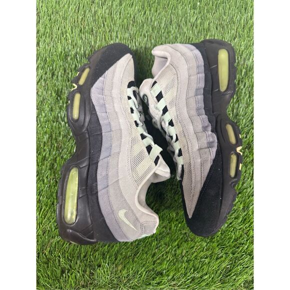 Nike Air Max 95 Fresh‎ Mint New Green White Neutral Grey Size 10 609048-136 - Picture 5 of 7
